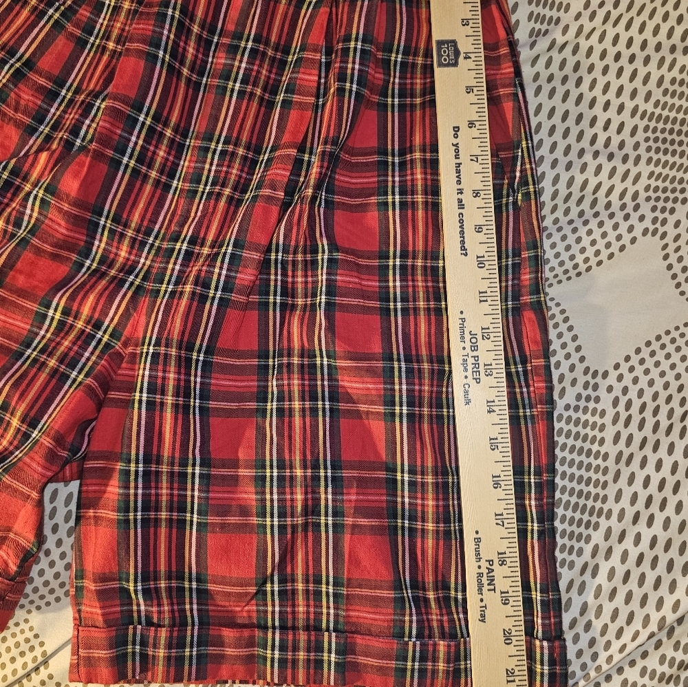 Carroll Reed Plaid Shorts - Picture 4 of 4